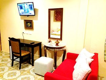 Hostal Goldsea Beach Hotel