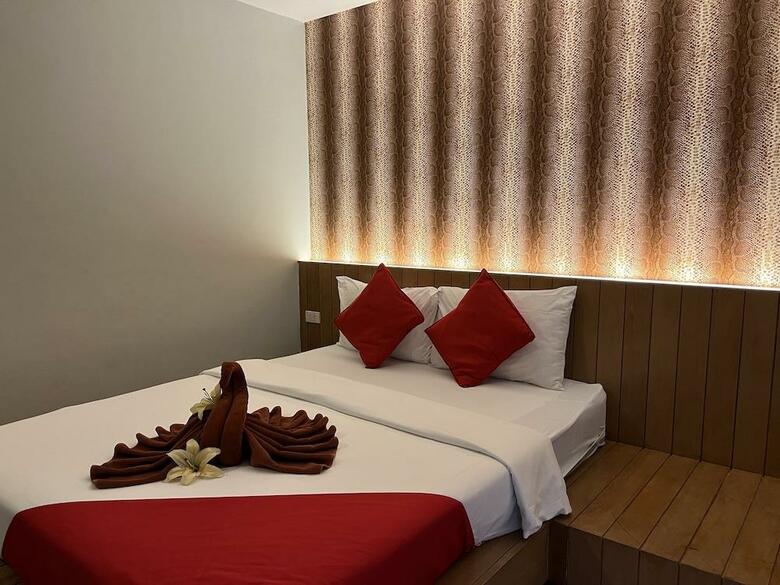 Hotel The Chilli Salza Patong