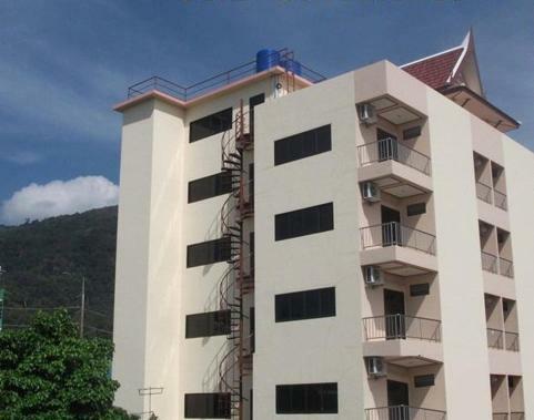 Hostal G&b Guesthouse