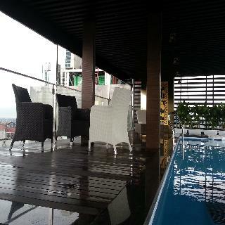 Golden Lotus Luxury Hotel