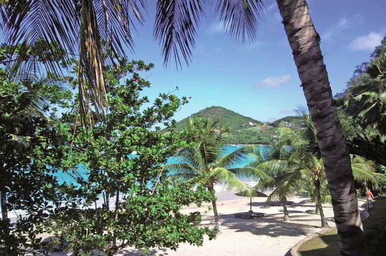 Tamarind Beach Hotel & Yacht Club