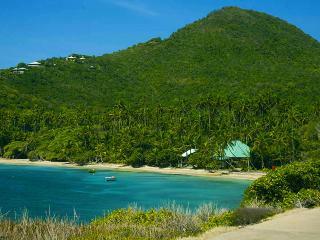 Spring House Hotel Bequia