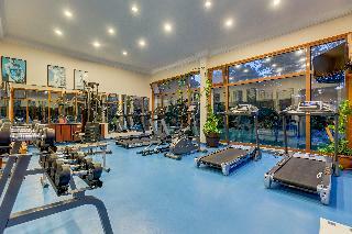 Grand Abant Hotel (Buyuk Abant Hotel)