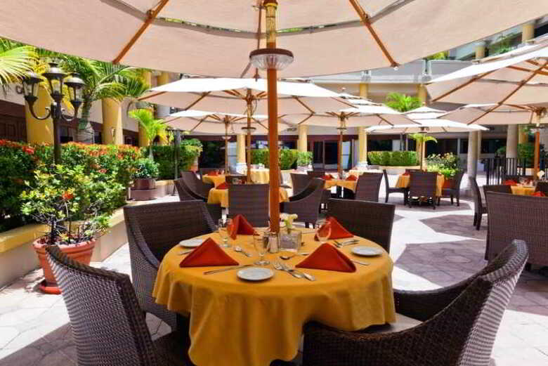 Windward Passage Hotel
