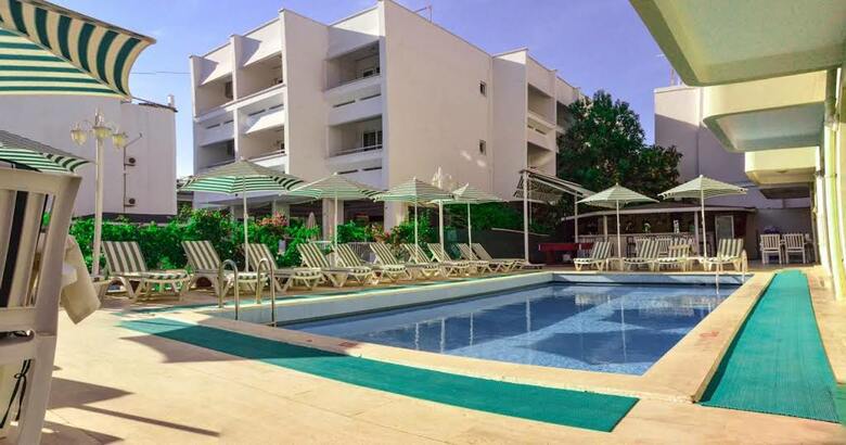 Green Palm Hotel