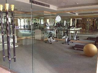 Hotel Gardengrove Suites Serviced Apartment
