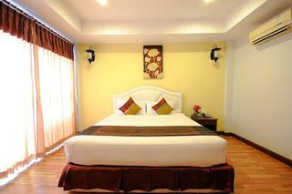 Hotel Luckswan Resort