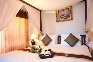 Hotel Luckswan Resort