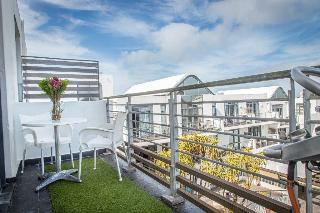 Aparthotel Eden On The Bay