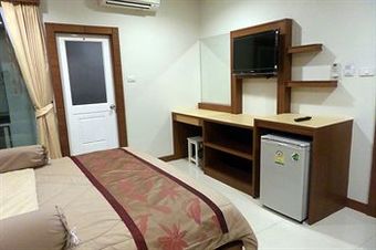 Nailons Hotel