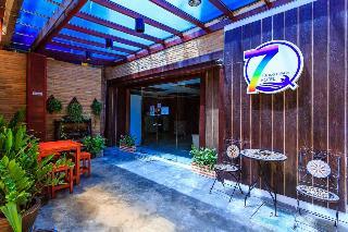Hotel 7q Resident