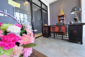 Aparthotel Arch Club Hotel