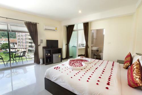 Hotel The Elegant Patong