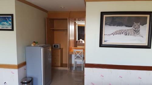 Hotel Patong Eyes