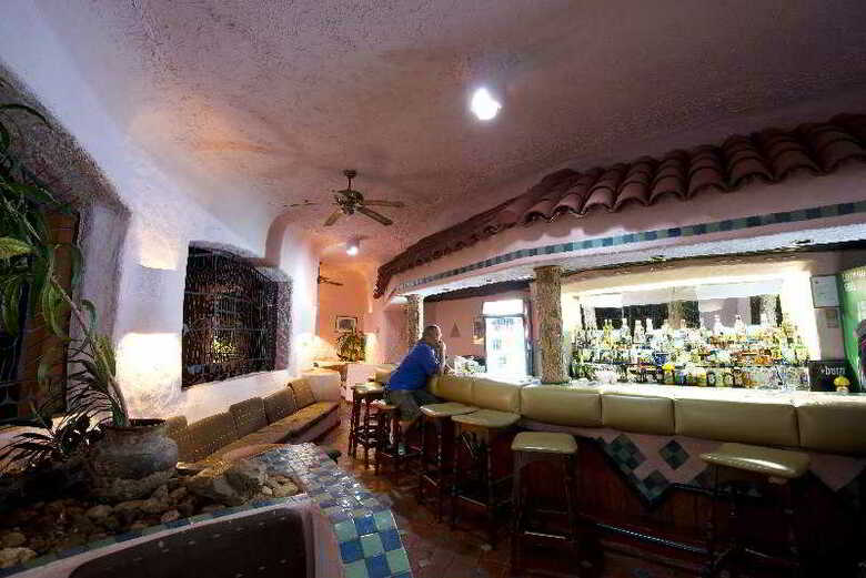 Hotel Caribbea Bay Resort