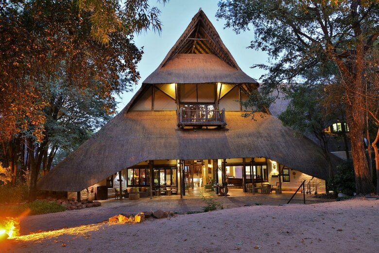 Hotel Victoria Falls Safari Suites