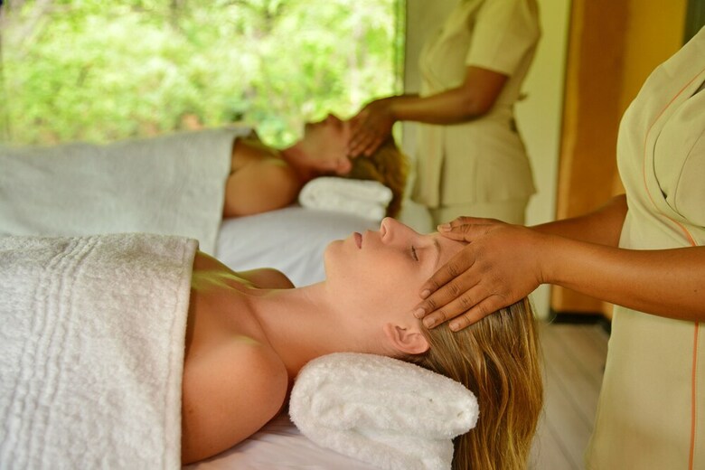 Hotel Victoria Falls Safari Suites