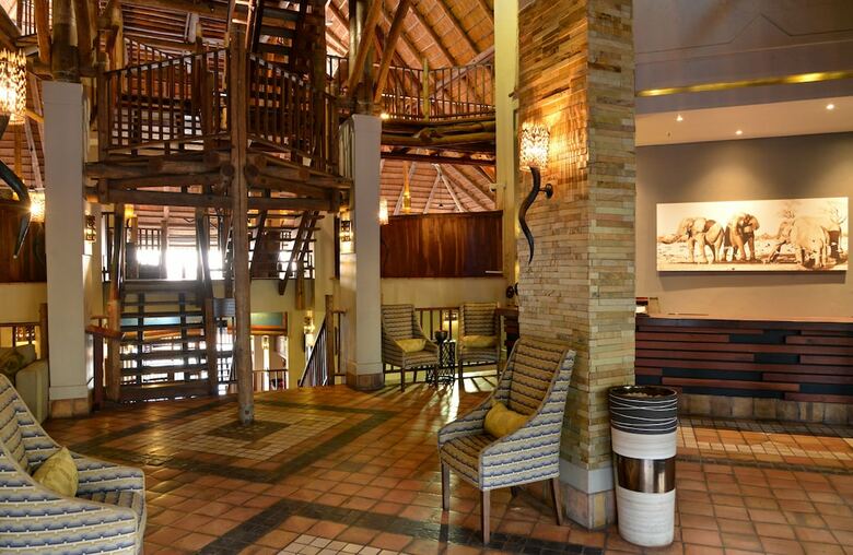 Hotel Victoria Falls Safari Suites