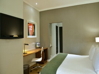 Hotel Cresta Lodge