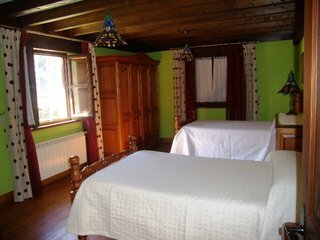 Casa Cabu�rniga - Three Bedroom