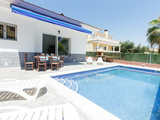 Clavel - Four Bedroom