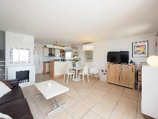 Hotel Salins I - Three Bedroom No.2