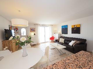 Hotel Salins I - Three Bedroom No.2