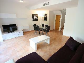 Hotel Urb Zona Estival - Three Bedroom