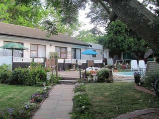 Hotel 40 Winks Accommodation