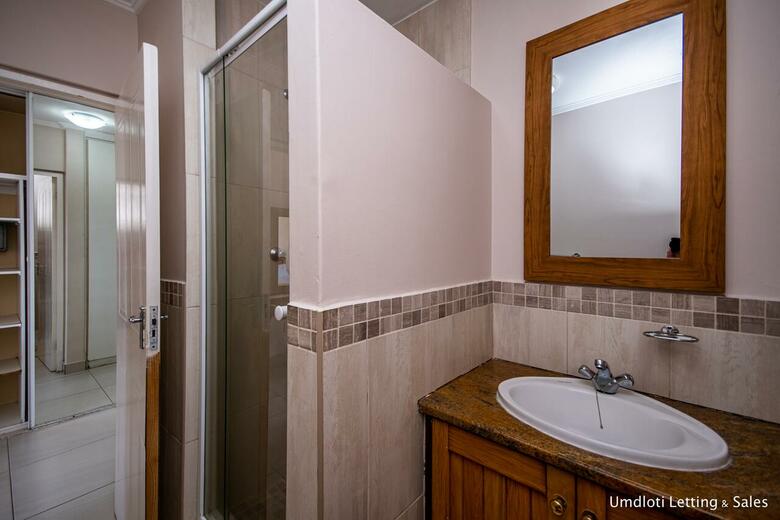 Hotel Umdloti Letting