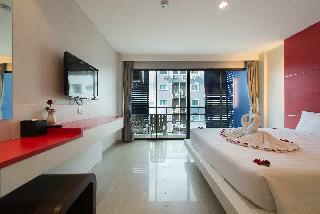 Alfresco Phuket Hotel