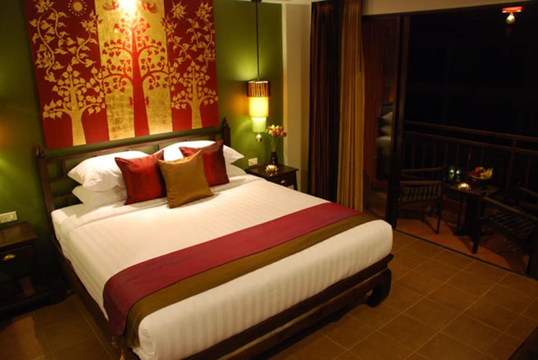 Tanawan Phuket Hotel