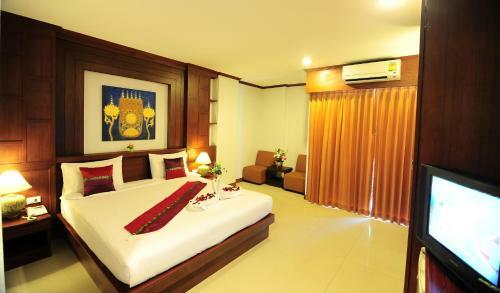 Arita Hotel Patong