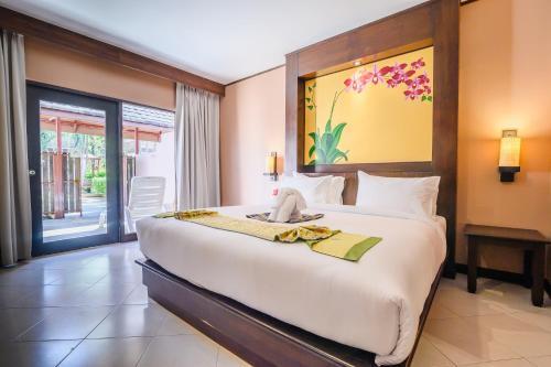 Hotel Kata Pool Lagoon