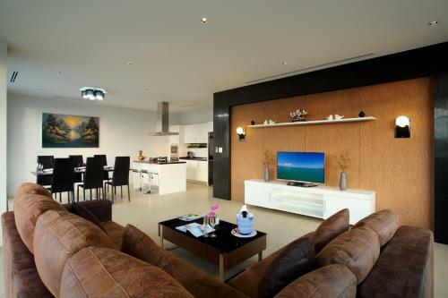 Kata Sea View Villas