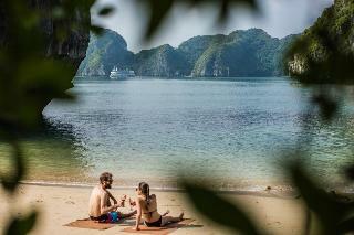 Hotel Bhaya Classic Cruises