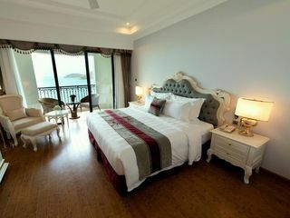 Hotel Vinpearl Golf Land Resort & Villas