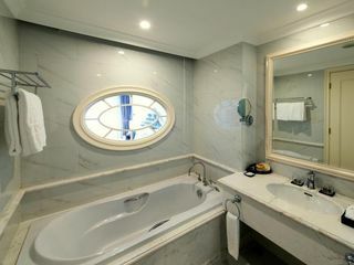 Hotel Vinpearl Golf Land Resort & Villas