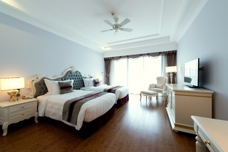 Hotel Vinpearl Golf Land Resort & Villas