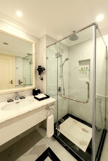 Hotel Vinpearl Golf Land Resort & Villas