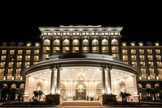 Hotel Vinpearl Golf Land Resort & Villas