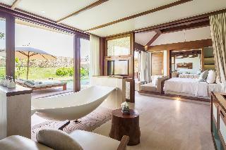 Hotel Fusion Resort Cam Ranh