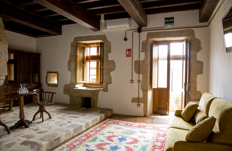 Hostel Monasterio De Moraime