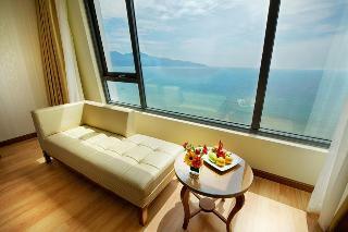 Serene Beach Hotel Da Nang