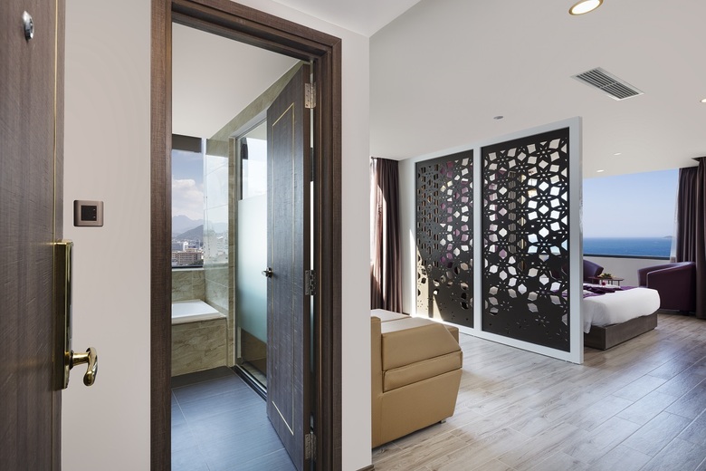 V Hotel Nha Trang