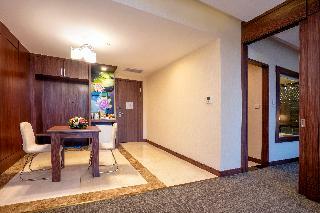Becamex Hotel New City