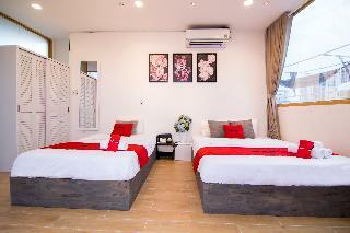 Hotel Reddoorz Plus Near Saigon Train Station