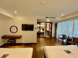 Uptown Hotel