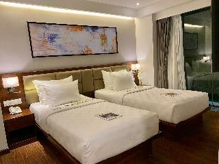 Uptown Hotel