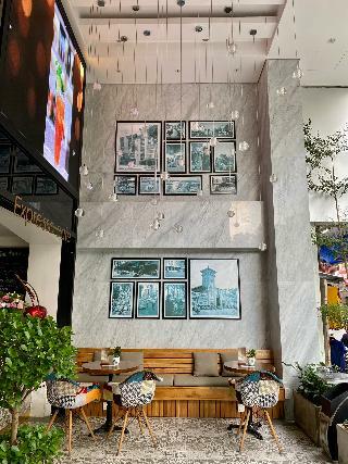 Uptown Hotel